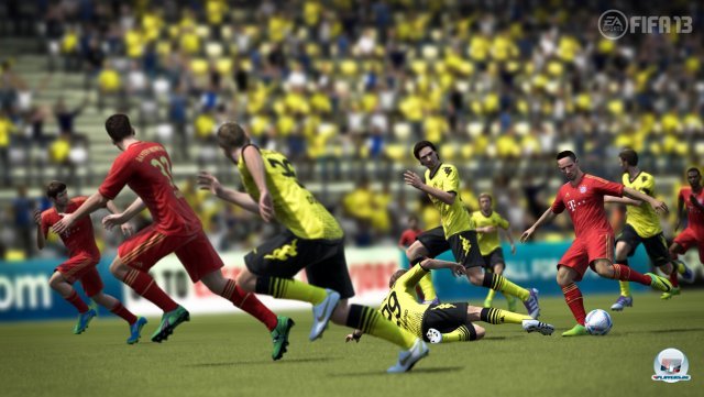 Natülich startet FIFA wieder mit voller Lizenz und aktuellen Club-Kadern durch. Reus spielte schon beim BVB. Natülich startet FIFA wieder mit voller Lizenz und aktuellen Club-Kadern durch. Reus spielte schon beim BVB.