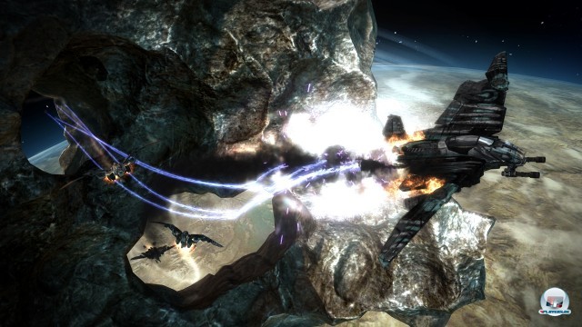 ...bei den neuen Flugrobotern wurde der Hover-Modus dagegen gestrichen. Sie zischen wie ein kleiner Jet �ber den Planeten oder durch im All schwebende Kometen.