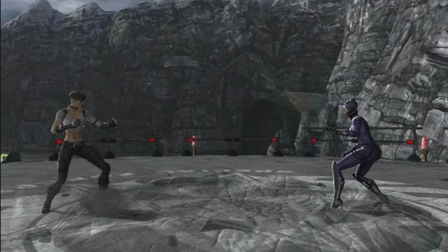Sonya vs. Catwoman, Teil 2